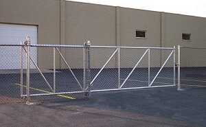 Sliding-gate-installation